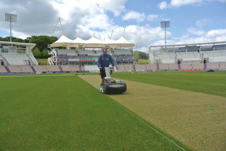 AgeasBowl NigelMowing