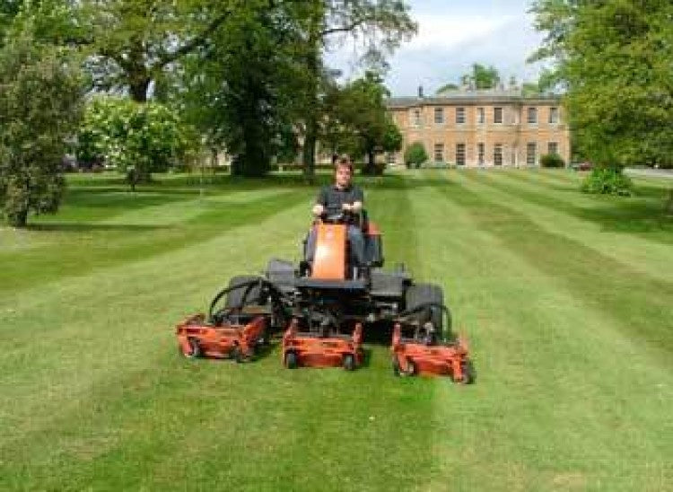 Versatile Jacobsen rotary mower at Rudding Park Hotel and Golf