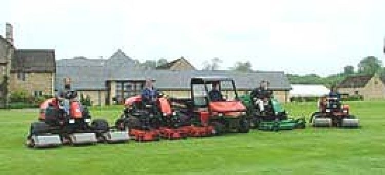 Marquis of Lansdowne selects Ransomes Jacobsen