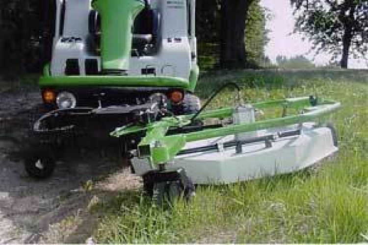 New out-front mower for Hydro 124D