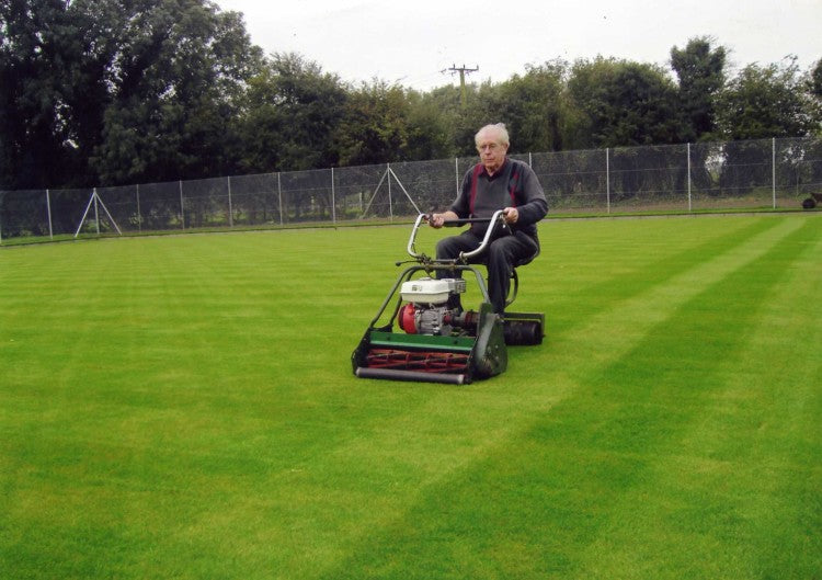 Helpringham Bowls Club green looking its best.jpg