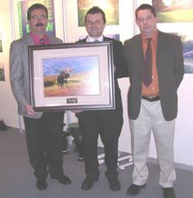 Hunter rewards irrigation contractor