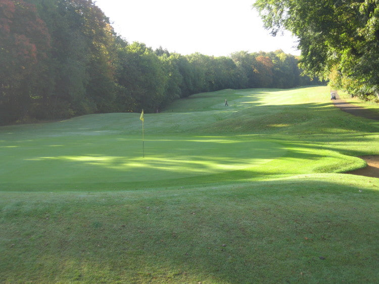 IMG_7606  Mid morning October and shade issue on 3rd  Castle Coombe.JPG