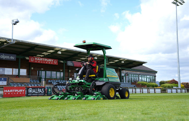 JD_Hartpury-Mowing-1.jpg