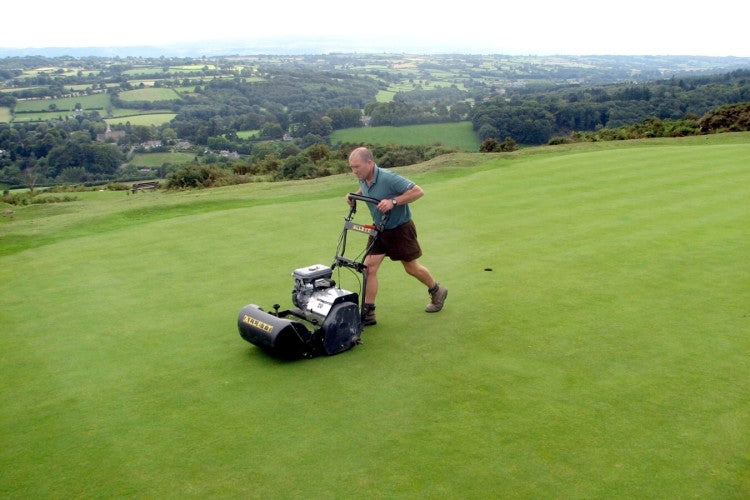 Allett Tournament mowers celebrate five years at Kington GC