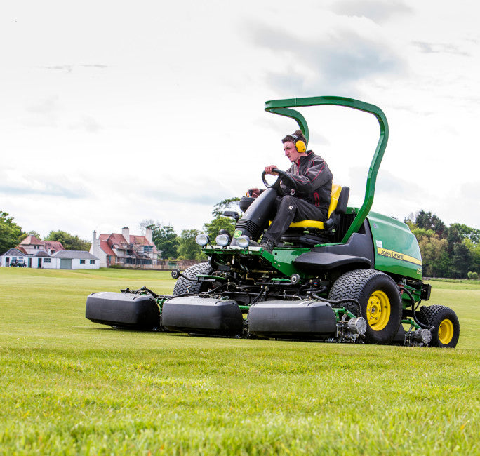 Muirfield 7500E fairway mower A