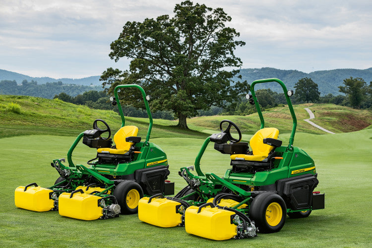 New John Deere greens mowers win AE50 Award.jpg