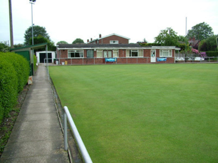 Indoor and outdoor surfaces for bowls