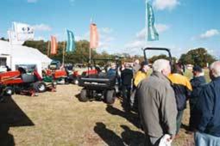 Doe's Turf and Landscaping Show success