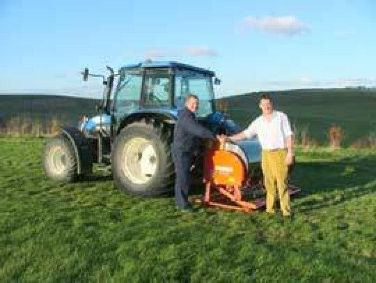 Reinstating the gallops on the Barbury Castle Estate